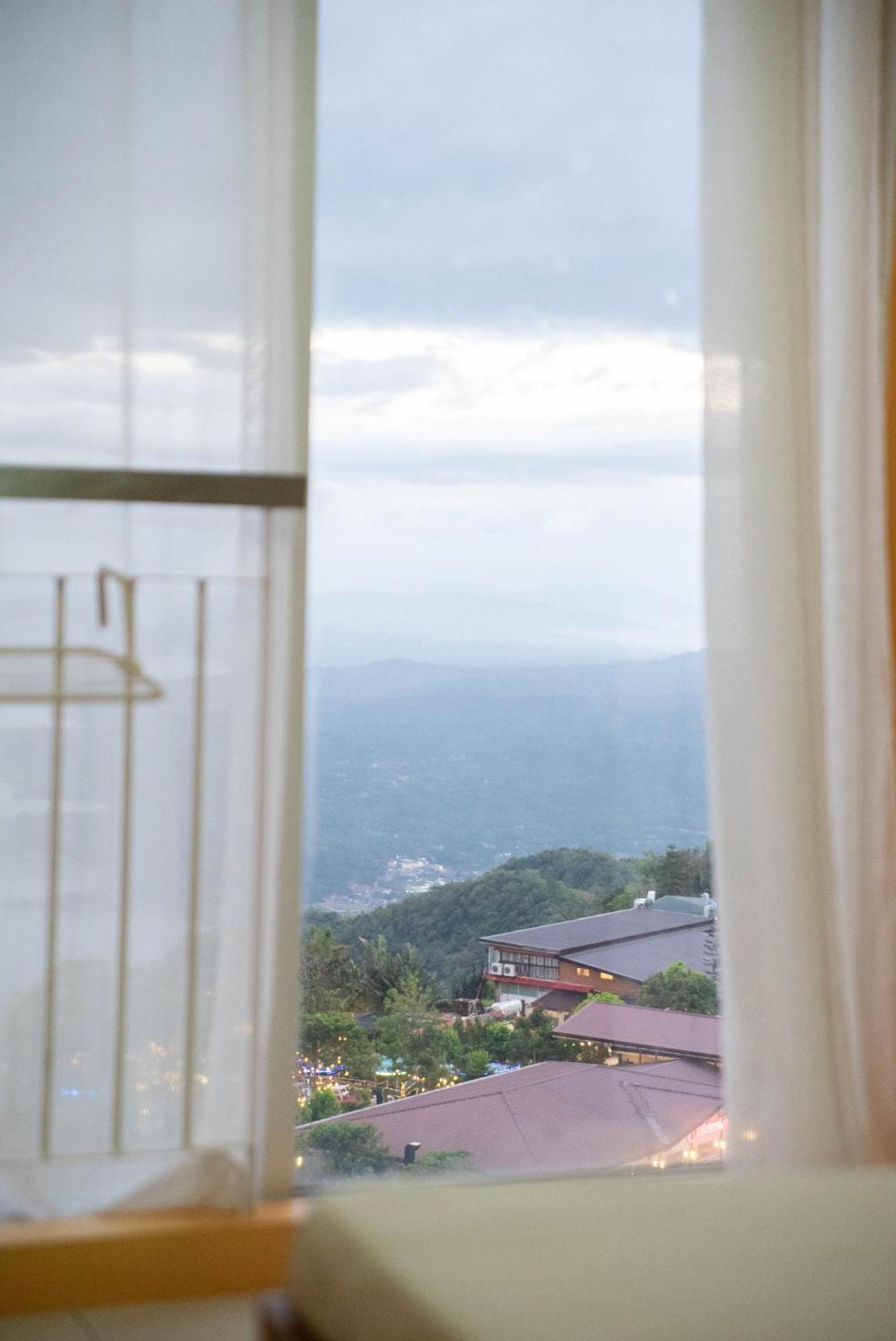 Wind Residences For Rent - Luiice Tagaytay City Luaran gambar